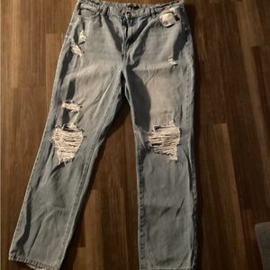 FASHION NOVA JEANS